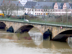 Neue Brücke